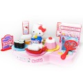 hello-kitty-bar-sushi-5.jpg