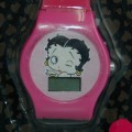ZEGAREK-BETTY-BOOP-FLUO-2.jpg